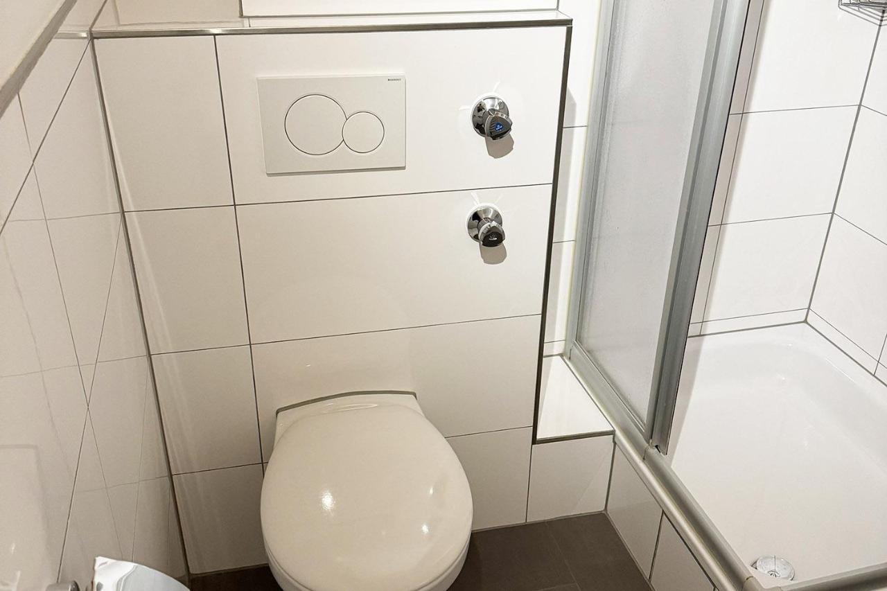 One Room Apartment In Bergisch Gladbach Exteriör bild