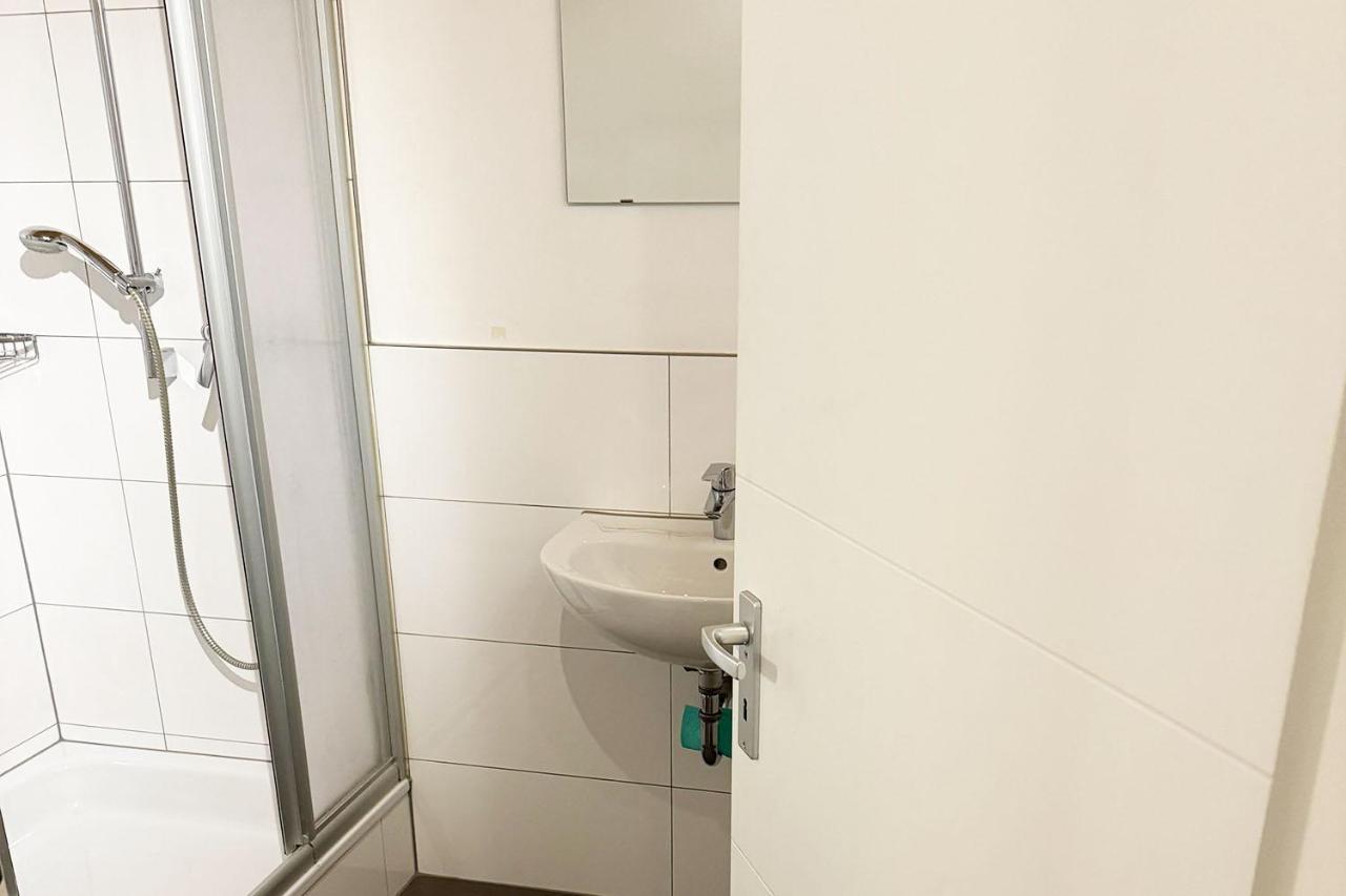 One Room Apartment In Bergisch Gladbach Exteriör bild